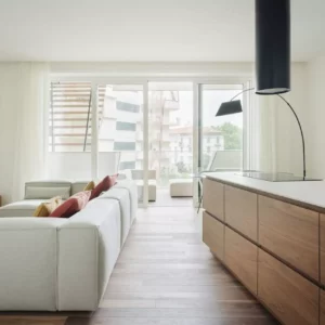 Stanza con bagno di 25mq